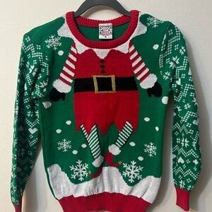 Well worn holiday sweater size M kids